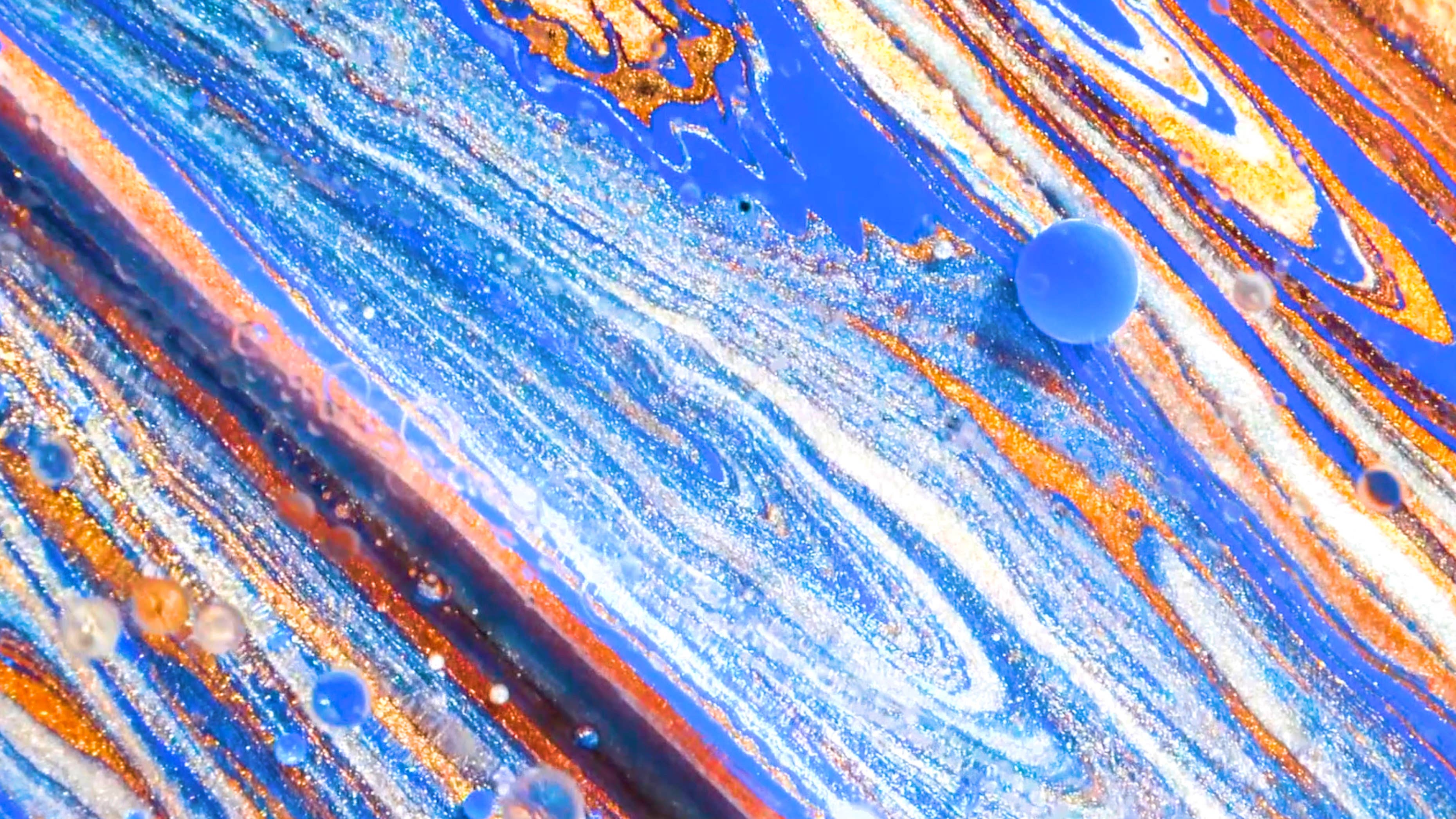 COLORS IN MACRO